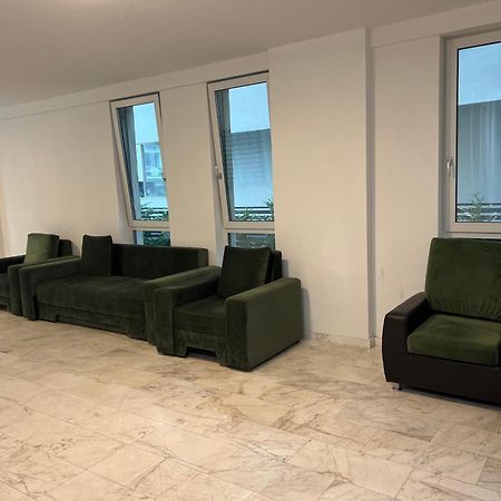 Dominic 2 Beds 1 Sofa Parking Pool Apartament By Alezzi Nord10 Appartement Năvodari Buitenkant foto
